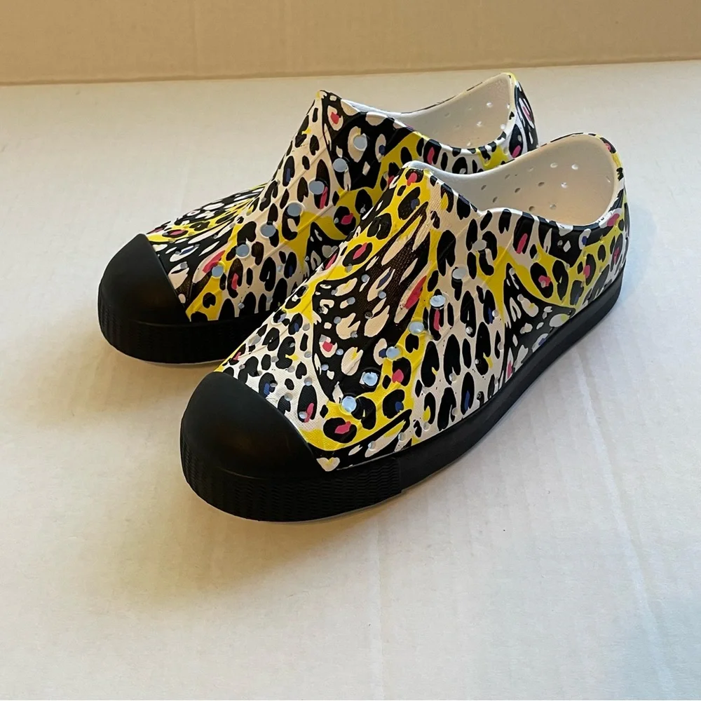 Native Jefferson print shell white jiffy black crayon digital cheetah child 13
